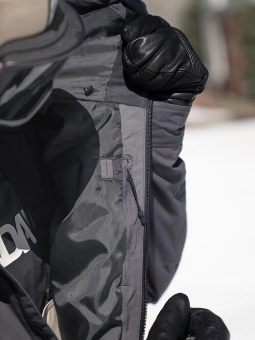 Bunda ARMADA Reedy 2L Insulated Anthracite